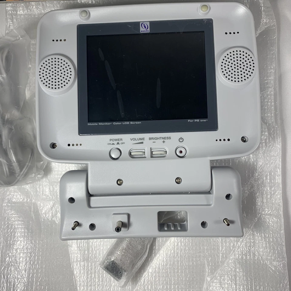 InterAct Mobile Monitor PS One - Image 2 of 4