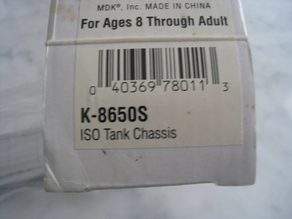 MDK Northbrook ISO Tank and Matching Truck Trailer 1:43 Scale Model Toy - Image 4 of 4