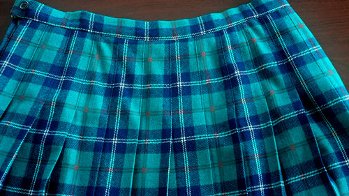 VTG Pendleton Wool Plaid Pleated Skirt Petite Size 16 or 10 US See Description - Picture 8 of 13