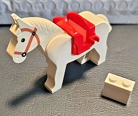 Lot of 6 Lego 6074 Black Falcon's Fortress MiniFigures 2 Horses & Accessories