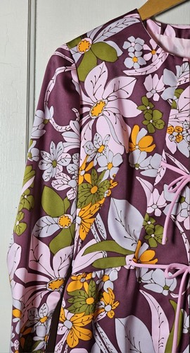 VTG Dress Chest- Kimono Hawaiian Print Burgundy Pink Snaps Ties Lined Prom - Picture 3 of 24