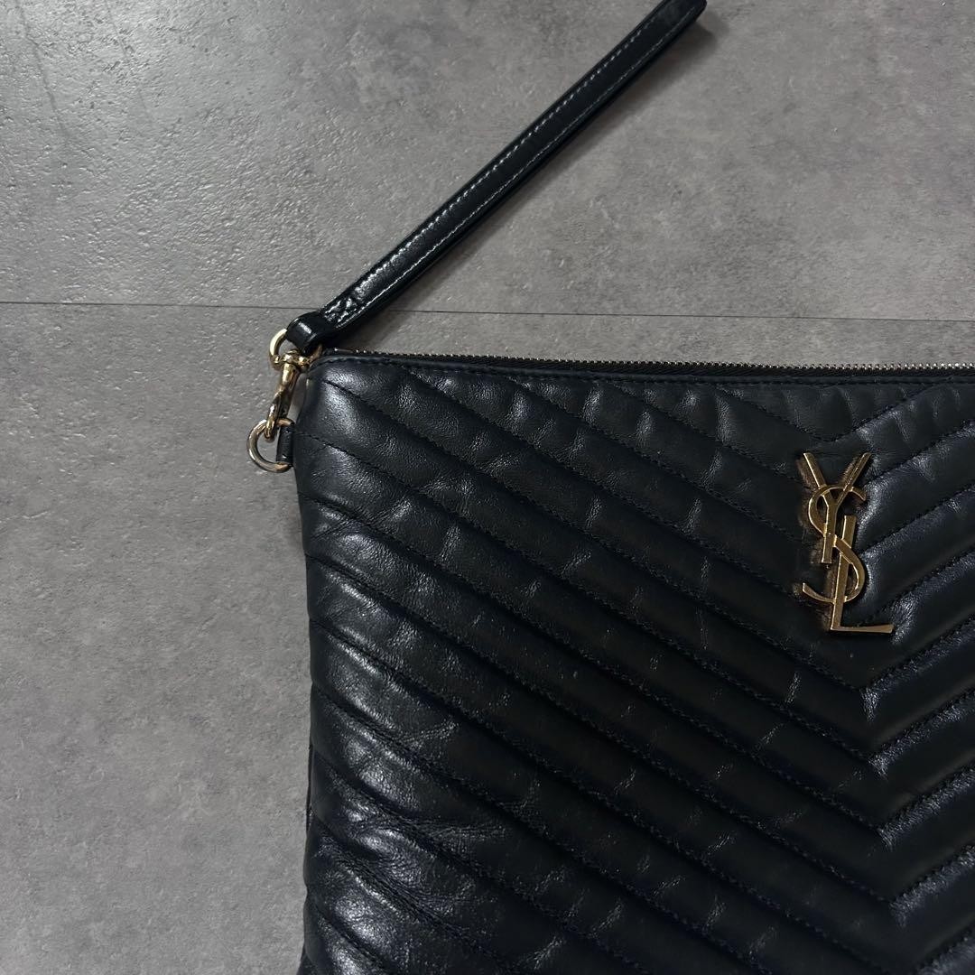 Pochette Saint Laurent Matelasse in pelle di altissima qualità nera
