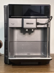 Siemens EQ.6 plus s100 Kaffeevollautomat | Schwarz | Zustand: Gut