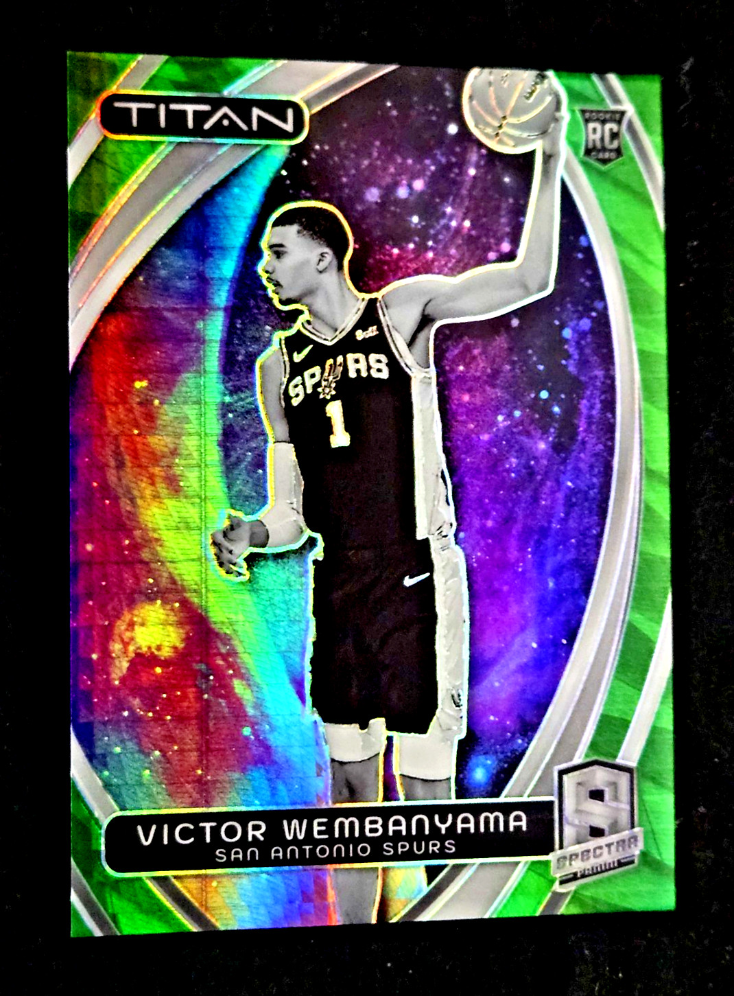 2023-24 Victor Wembanyama Spectra Titan RC Green Hyper Prizm Rookie /75 MINT #8 view 13