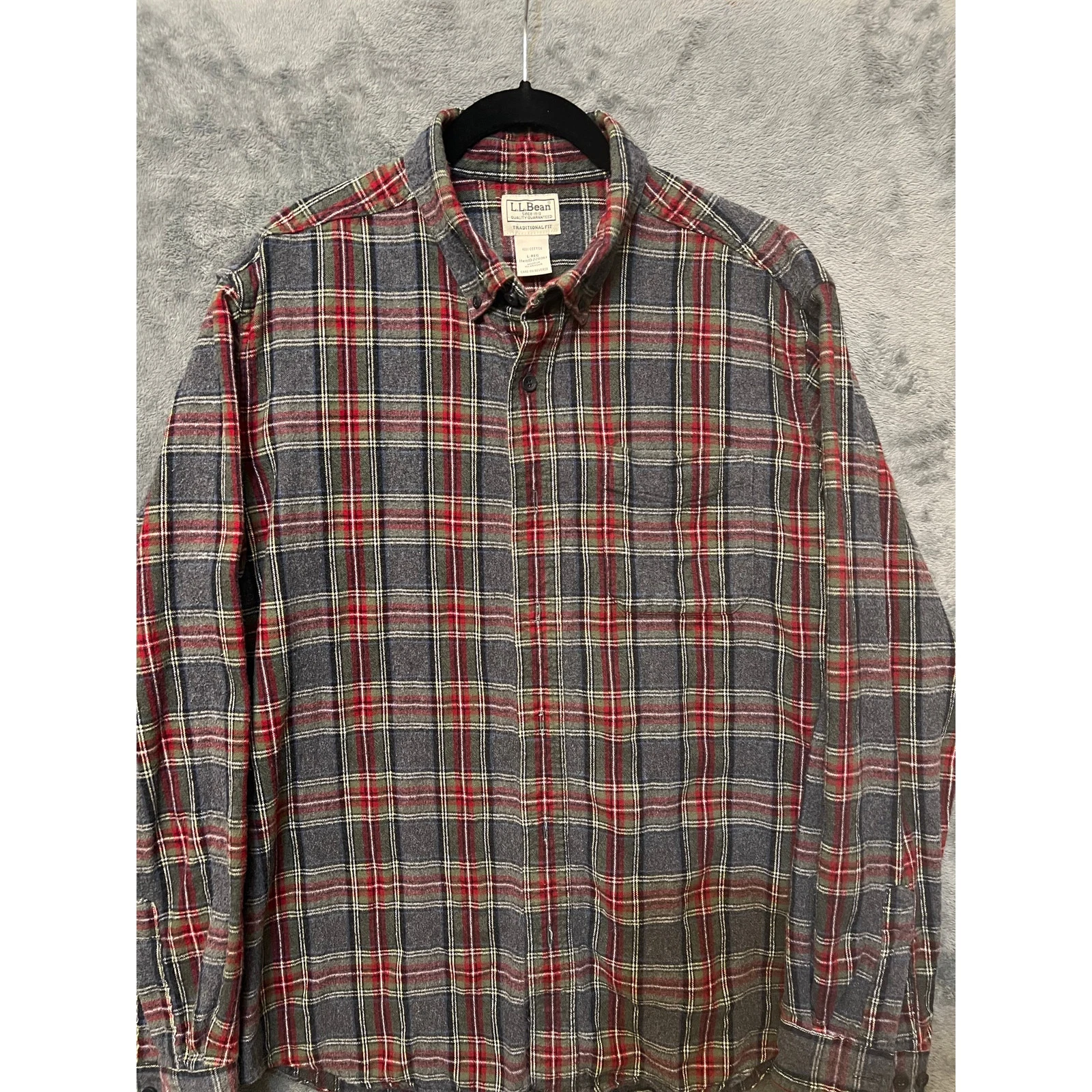 L. L. Bean gray plaid Flannel long sleeve shirt men’s sz L outdoors casual