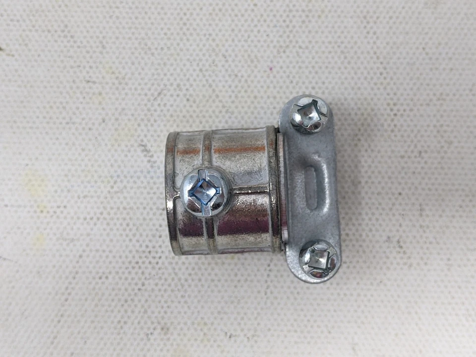 Bridgeport Transition EMT/NT CPLG 280-DC Tamaño 3/8"-1/2" Lote de 25 Foto 2 de 4