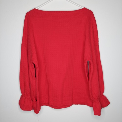 Belle Vere Top Women Large Red Textured Stretch Round Neck Long Ruffle Sleeve - Picture 2 of 7