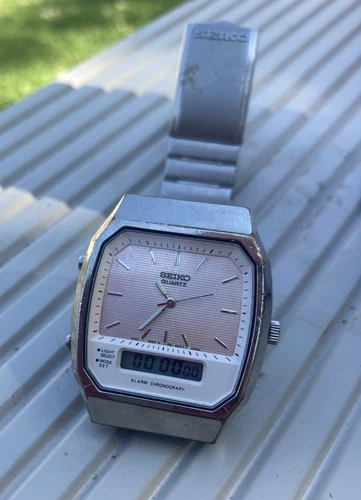 Seiko H601-5461  Chronograph Watch 1986 vintage Watch Digital Silver Tone  (55)