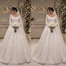 Wedding Dresses Scoop Neck Long Sleeve Lace Appliques Sweep Train Bridal Gowns