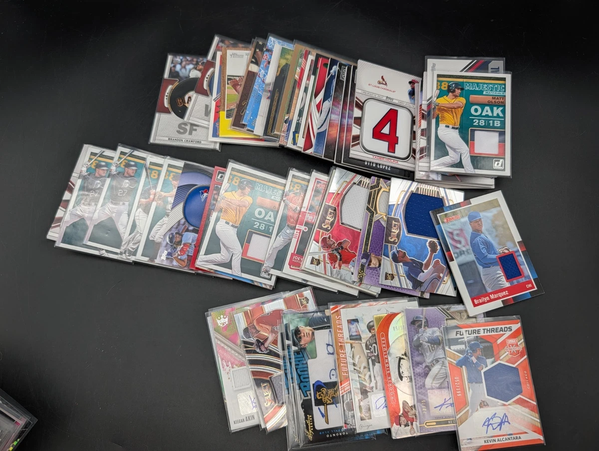 Topps Robin Yount Autographed Baseball Sports Trading Cards 
