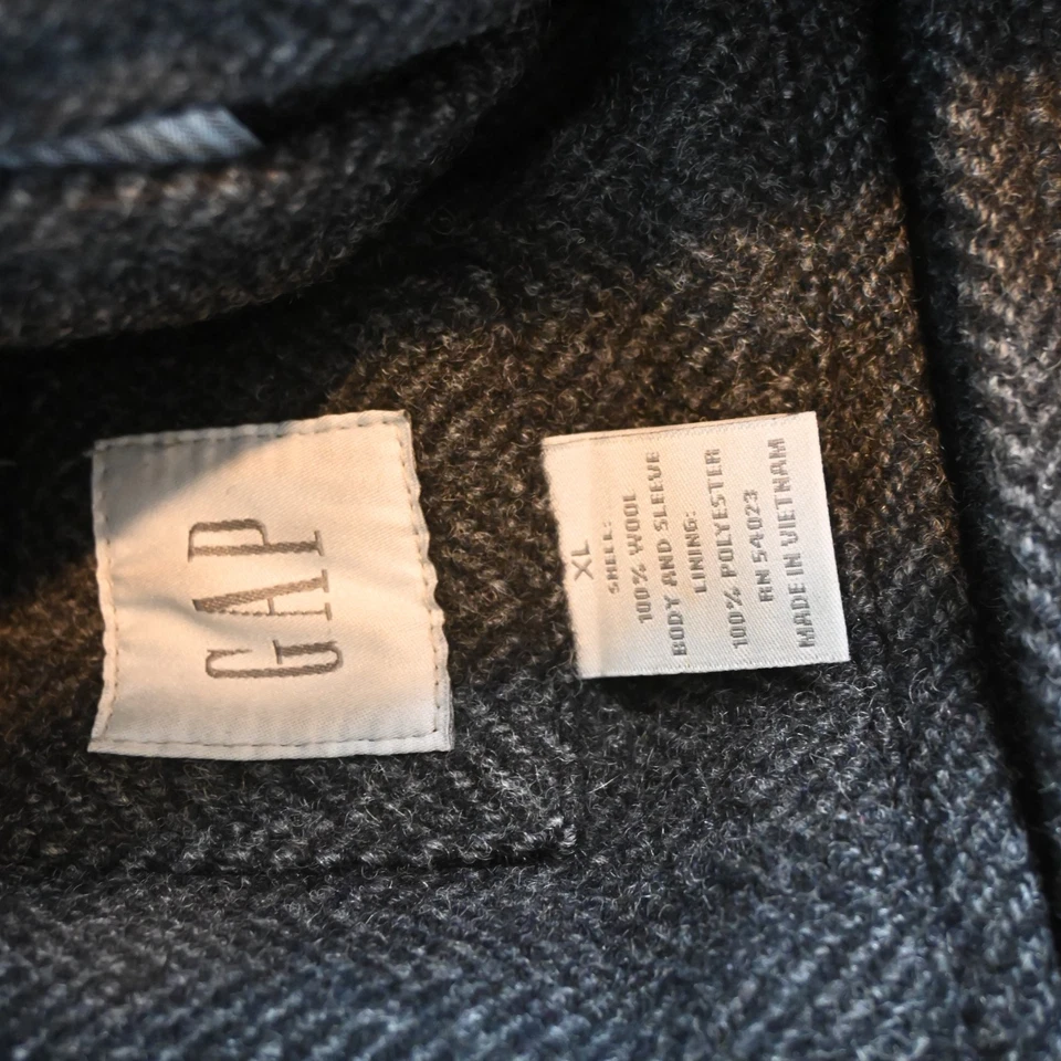 Gap XL Gray Herringbone 100% Wool Tweed Mens Button Front Trench Overcoat - Image 4 of 4