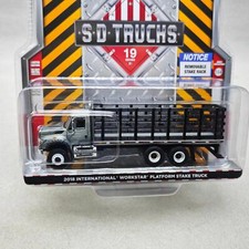 1:64 Greenlight S.D. 2018 International Workstar Platform Stake Truck  model