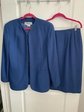Carlisle Wool Skirt Suit Blue Womens Lined STUNNING excellent condition!