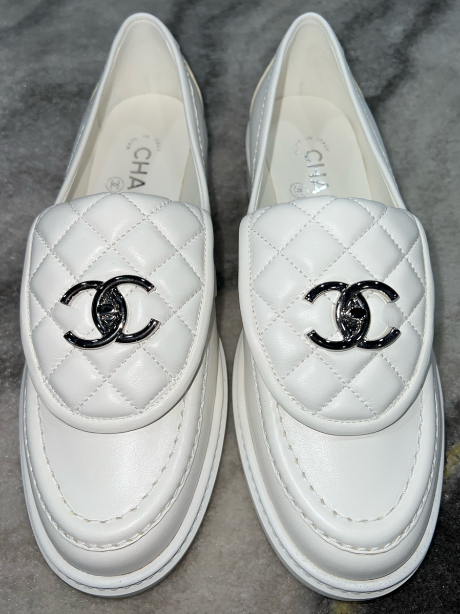 M0406-22　シャネル　パンプス s-l1200.png