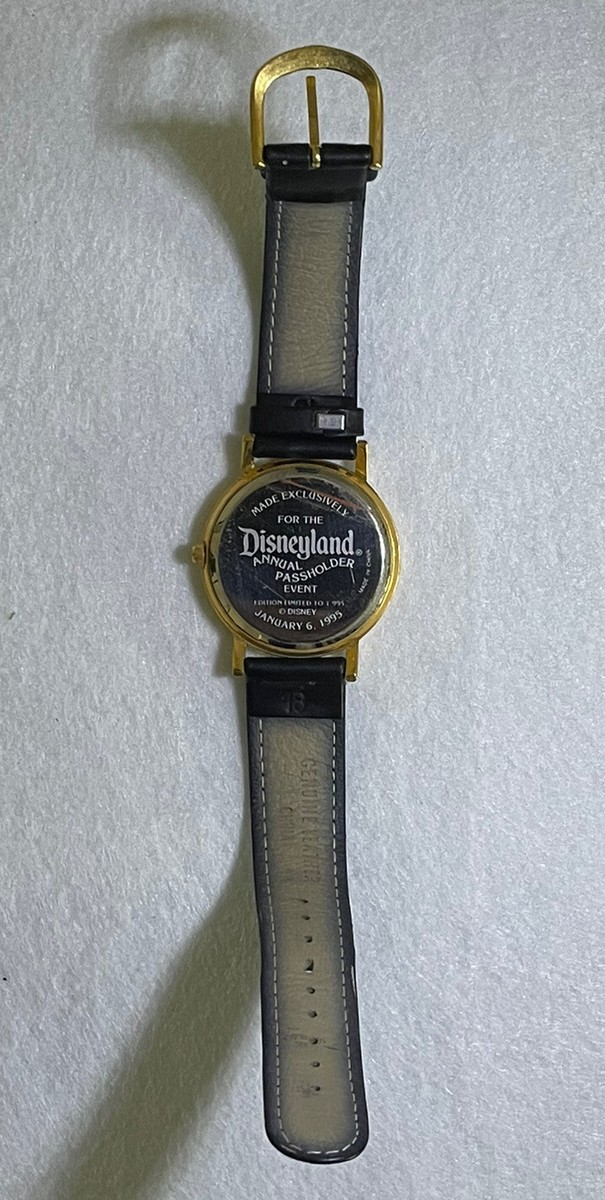 Disneyland 1995 Pass Holder Watch with Rotating Flying 