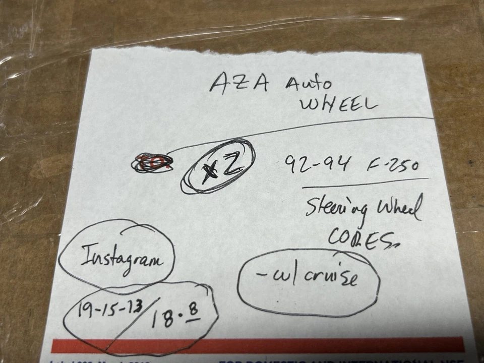 94-96 Ford F-250 HD - Volante CORES x2 - HORN PAD con interruptor de control de crucero Foto 2 de 3