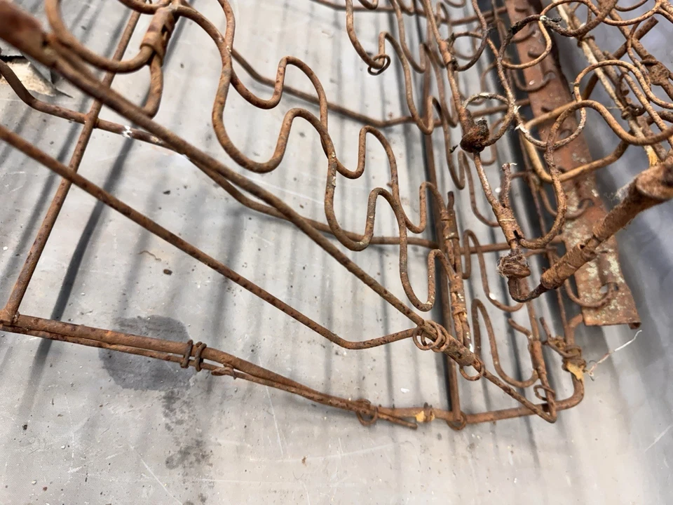 Chevy Impala 1961-1964 techo rígido asiento trasero marco resortes Grand Prix Wildcat Foto 2 de 4