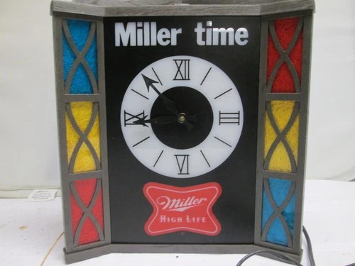 Vintage Miller High Life Lighted Beer Sign Clock Time Motion Bar man Cave