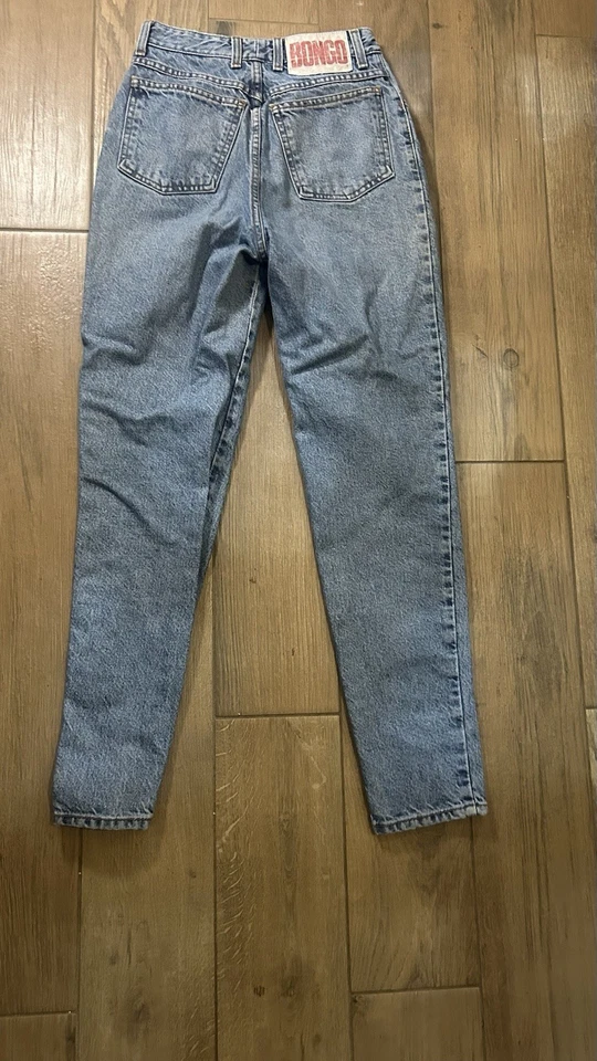 Jeans Bongo Vinyage Hechos en EE. UU. Cintura Alta Pierna Cónica Mamá Jeans Foto 3 de 4