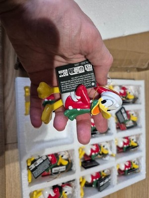 Disney Donald Duck im Schal Christbaumschmuck Figur hängende Kugel