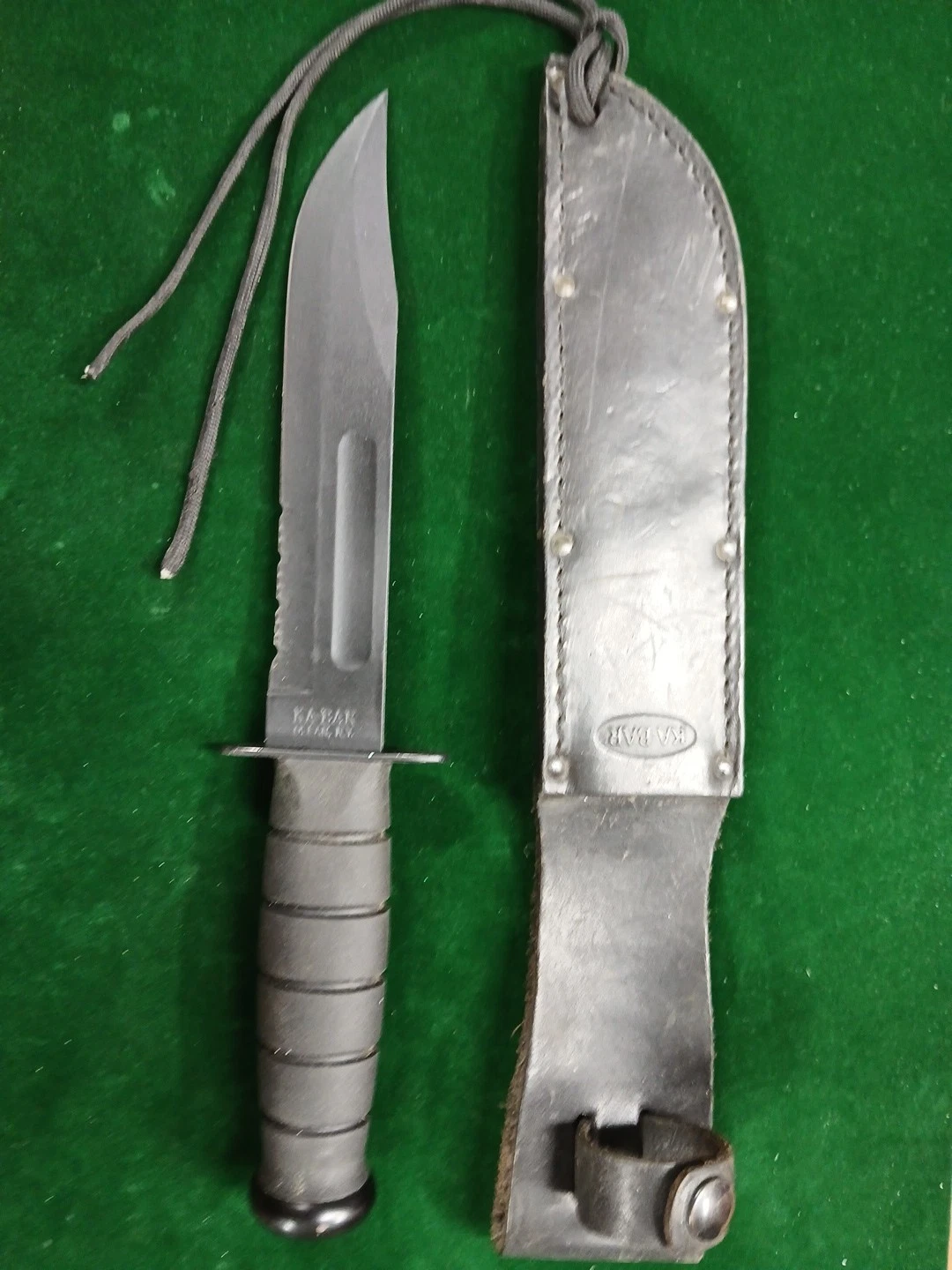 Vintage KaBar 1211 Fixed Blade Fighting Knife USA Made