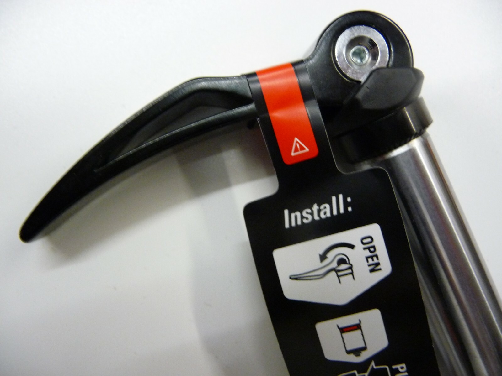 SR Suntour Qloc > BOOST