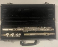 Vintage Bundy Selmer USA Flute with Case Closed Hole Untested