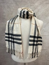 Burberry 100 Cashmere 62x12in Fringe Unisex Scarf