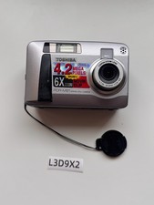 Toshiba PDR-M81 Silver 4.2MP 1.5" LCD Display Digital Camera