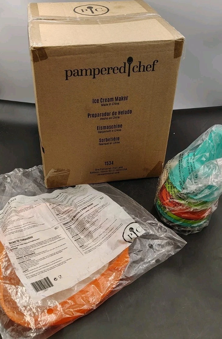 Pampered Chef Ice Cream Maker 1534 Box Bundle 1537 Storage Lid 1802 Cones NEW