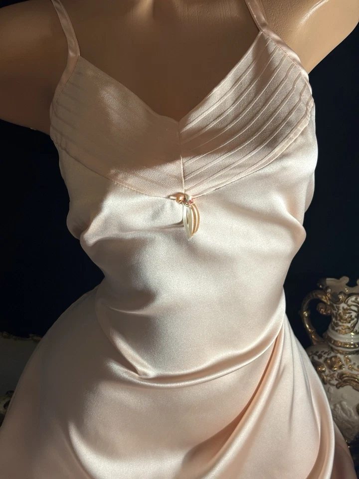 De colección Satén Suave Rosa Melocotón Camisón Negligee Vestido Camisón con Cuello en V Lencería S Foto 3 de 4