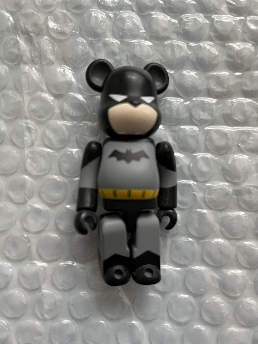 BE@RBRICK 100% Series 21 Hero BATMAN Medicom Toy Figure DC COMICS