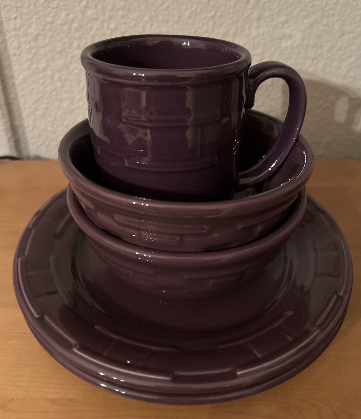 Eggplant Purple 2 Longaberger Luncheon Plates 2 Small Bowls 1 Mug