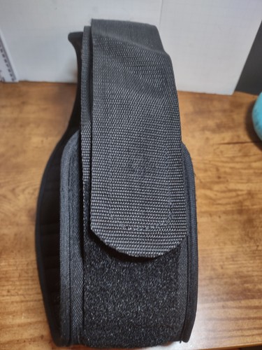 Gold's Gym Men’s Weightlifting Belt Black & Gray Size S - Picture 3 of 6
