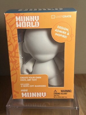 Munny World Create Your Own Vinyl Art Mini Toy Kidrobot Loot Crate Exclusive NEW
