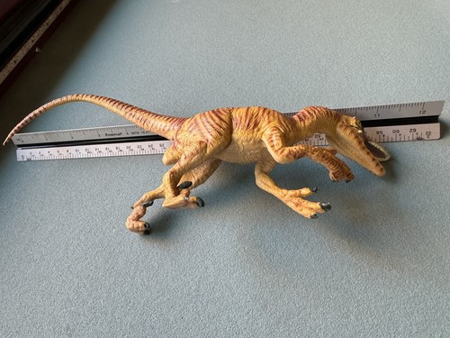 Vintage Safari Ltd 1993 Velociraptor Dinosaur 11" Figure Toy Prehistoric - Picture 9 of 10