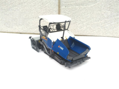 1/50 NZG For Vögele Super 1900-3i Tracked Paver Truck Model