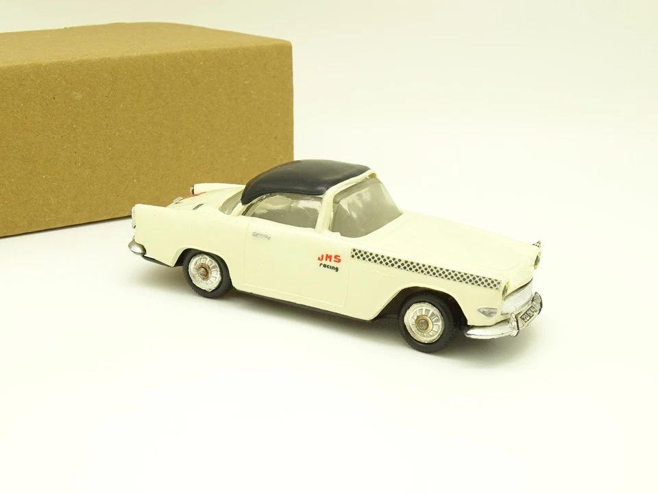 Norev Plastic SB 1/43 - Simca 9 Plein Ciel - Image 2 of 4