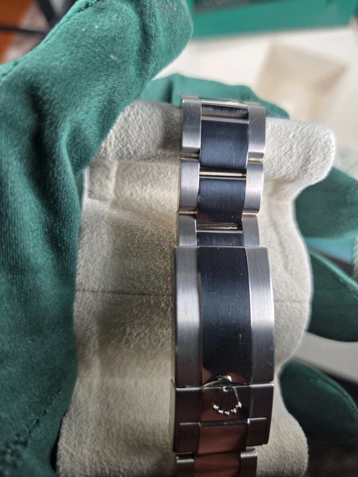 Rolex GMT-Master II 126719BLRO Pulsera Oyster Plata con Bisel Azul y Rojo Foto 4 de 4