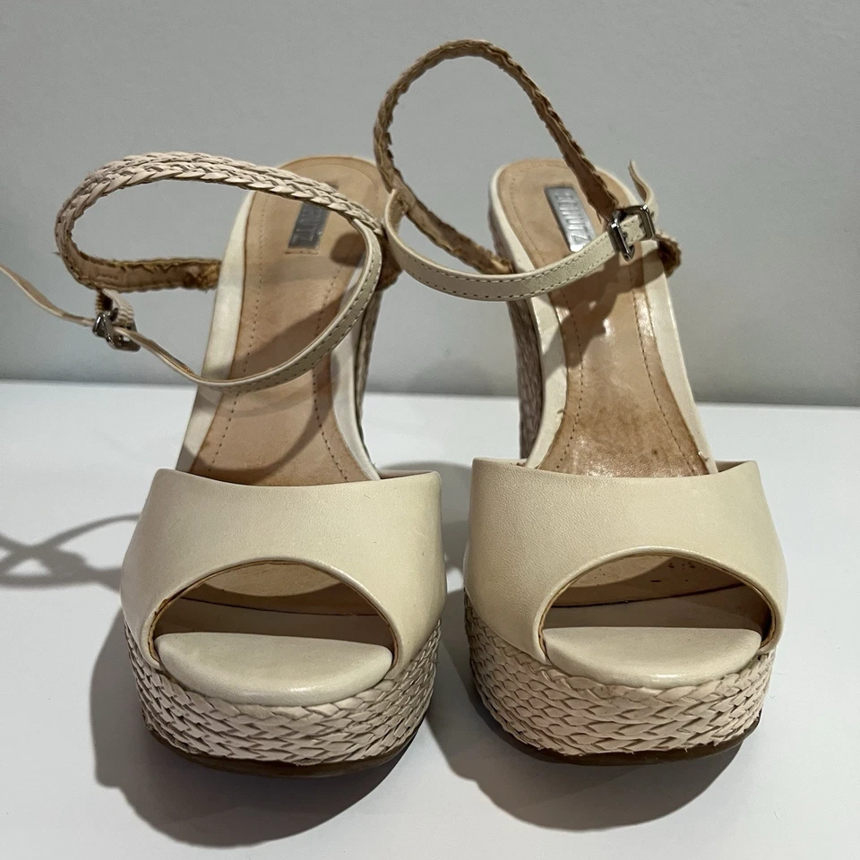 Sandalias Schutz para mujer Oyster Mable cuña plataforma tacón talla 6 cuero correa al tobillo Foto 3 de 4