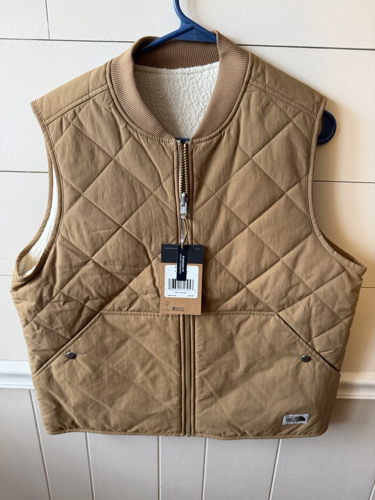 NWT The North Face Cuchillo Insulated Men's Vest Size LARGE