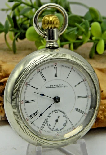 Antique Waltham Crescent St. 18 size 17 jewel adjusted open face pocket watch