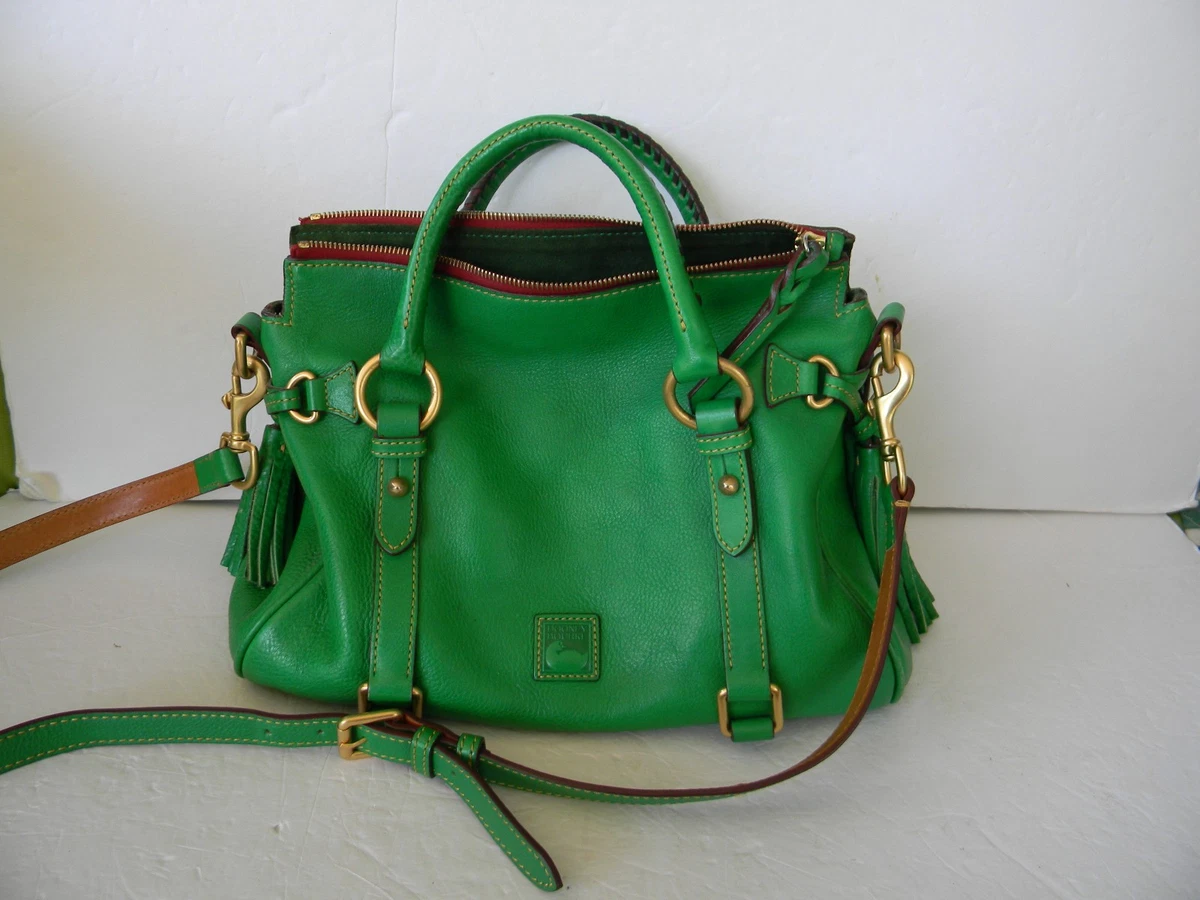 Dooney and Bourke large sling in Kelly Green Dooney & Bourke Lucca Satchel & Wallet Set | Mercari main image 2