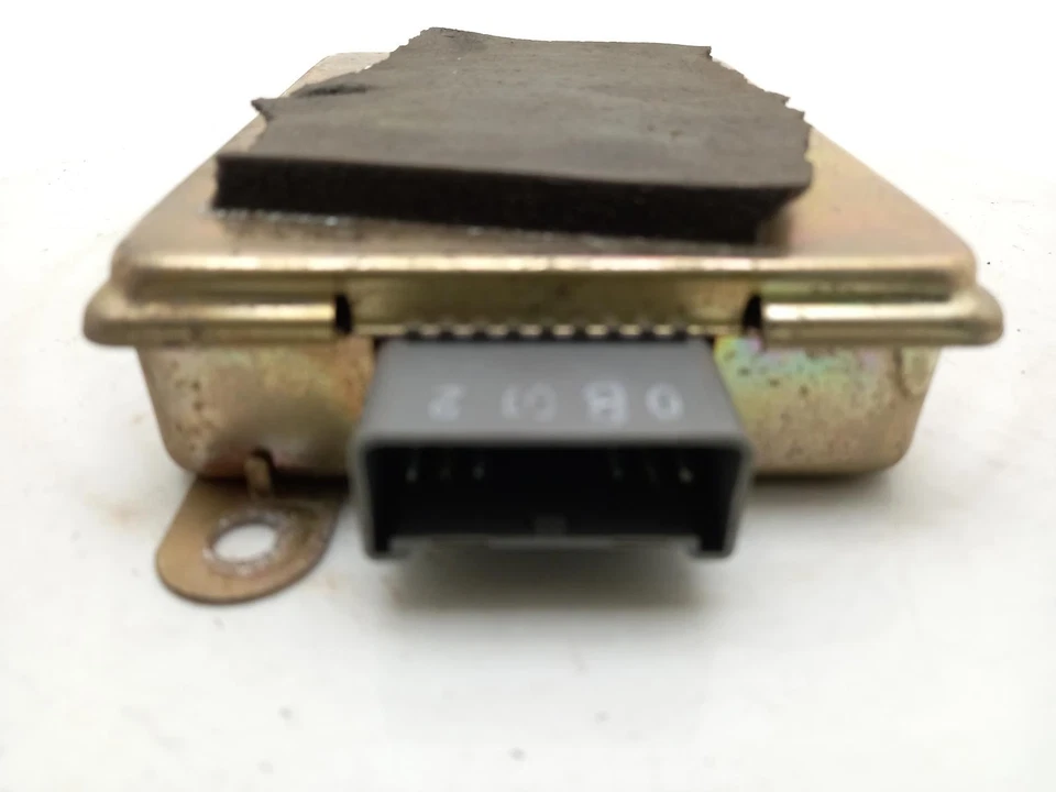 FORD RANGER Brake ECU Control Module 1992-1997  - Image 3 of 4