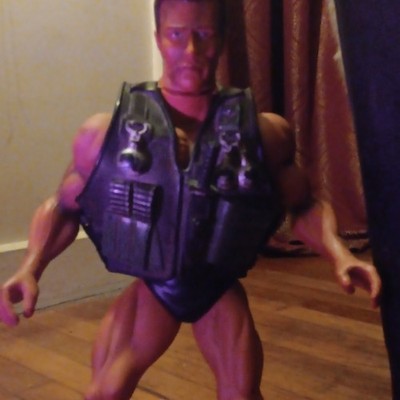 Arnold Schwarzenegger 1986 Commando Movie Figure, Book, Postcard Bundle