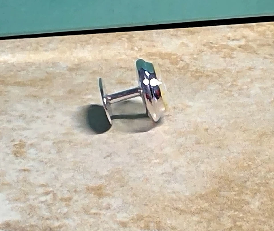 Dolan Bullock 14kt solid white Gold mother of pearl Cuff Links studs usa - Image 3 of 3