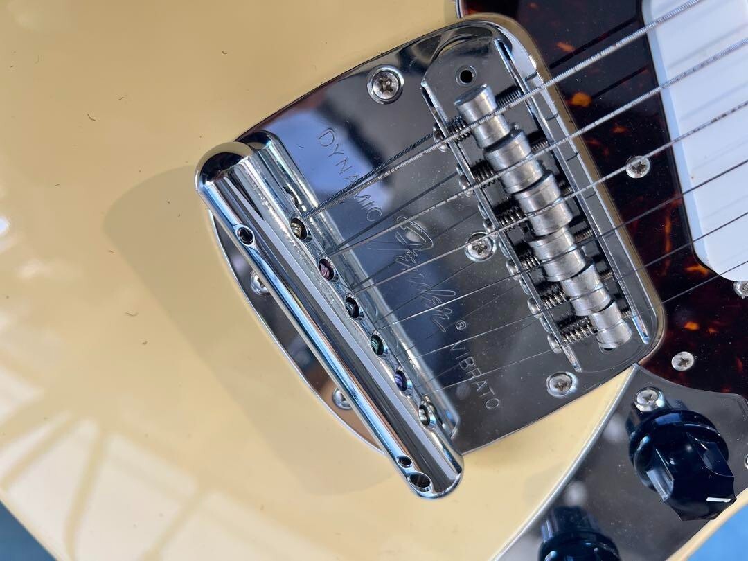 ギター Fender Japan Mustang MG69-65 YWH 2006-08 Fender Japan Mustang MG69-65 YWH 2006-08 From JAPAN | eBay