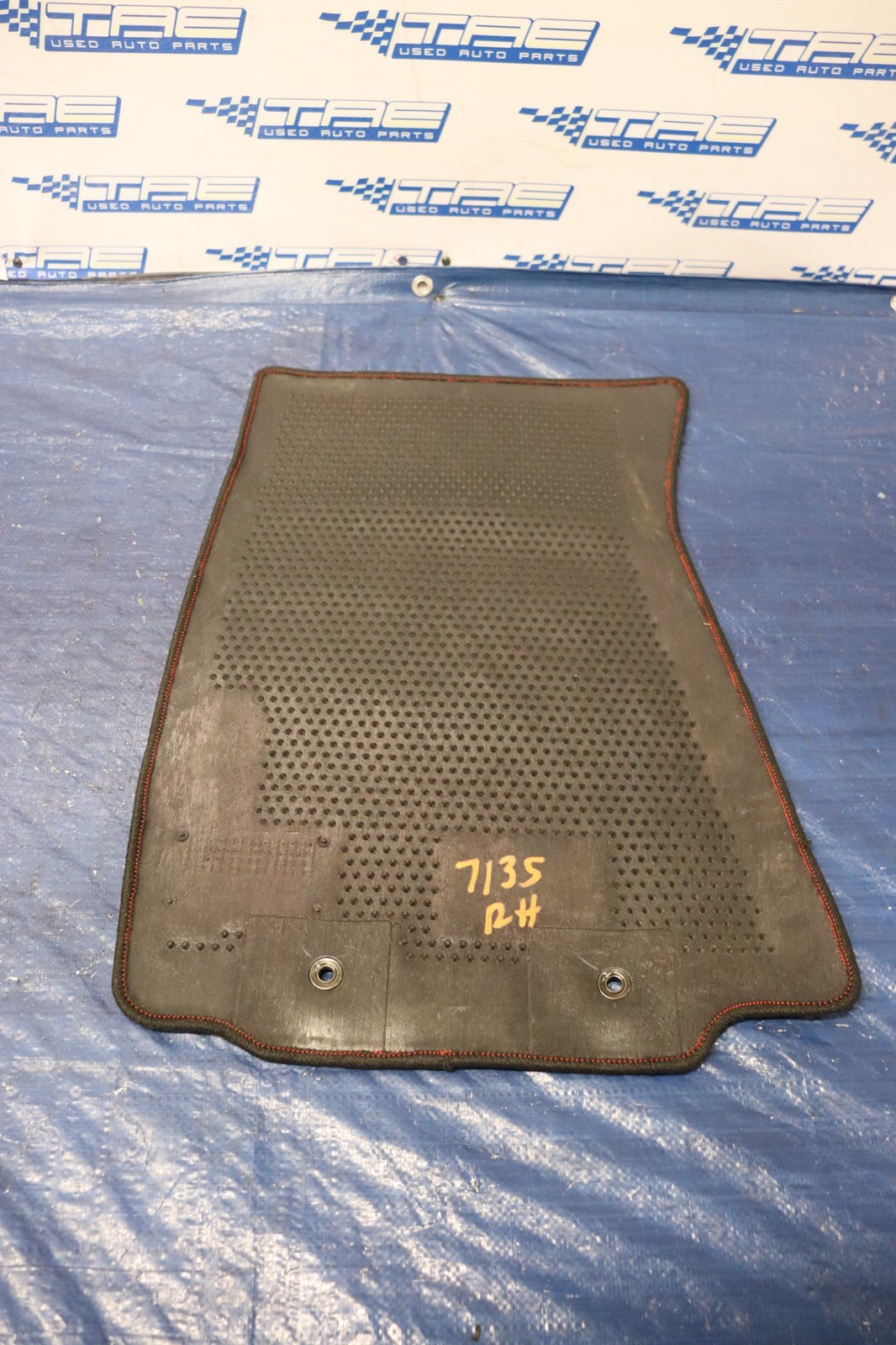 2015 NISSAN 370Z NISMO EDITION VQ37 OEM RH PASSENGER FRONT FLOOR MAT