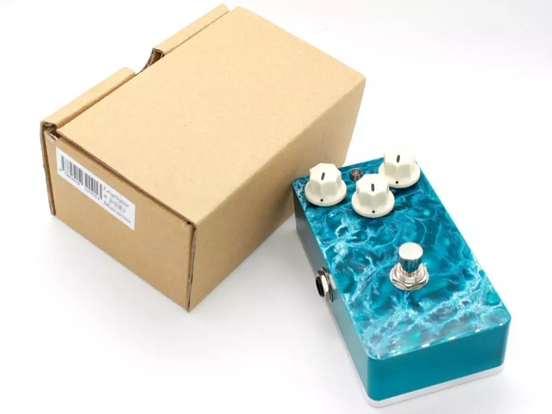 Leqtique Maestoso guitar effects pedal From Japan
