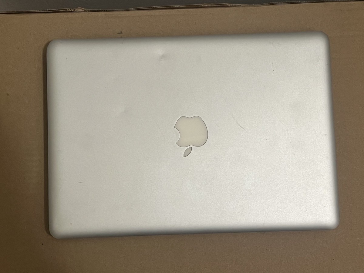 Apple MacBook Pro 13.3 in 2009/Intel Core 2 Duo 2.26 GHz, 160 GB 2 Apple MacBook Pro 13.3 in 2009/Intel Core 2 Duo 2.26 GHz, 160 GB 2